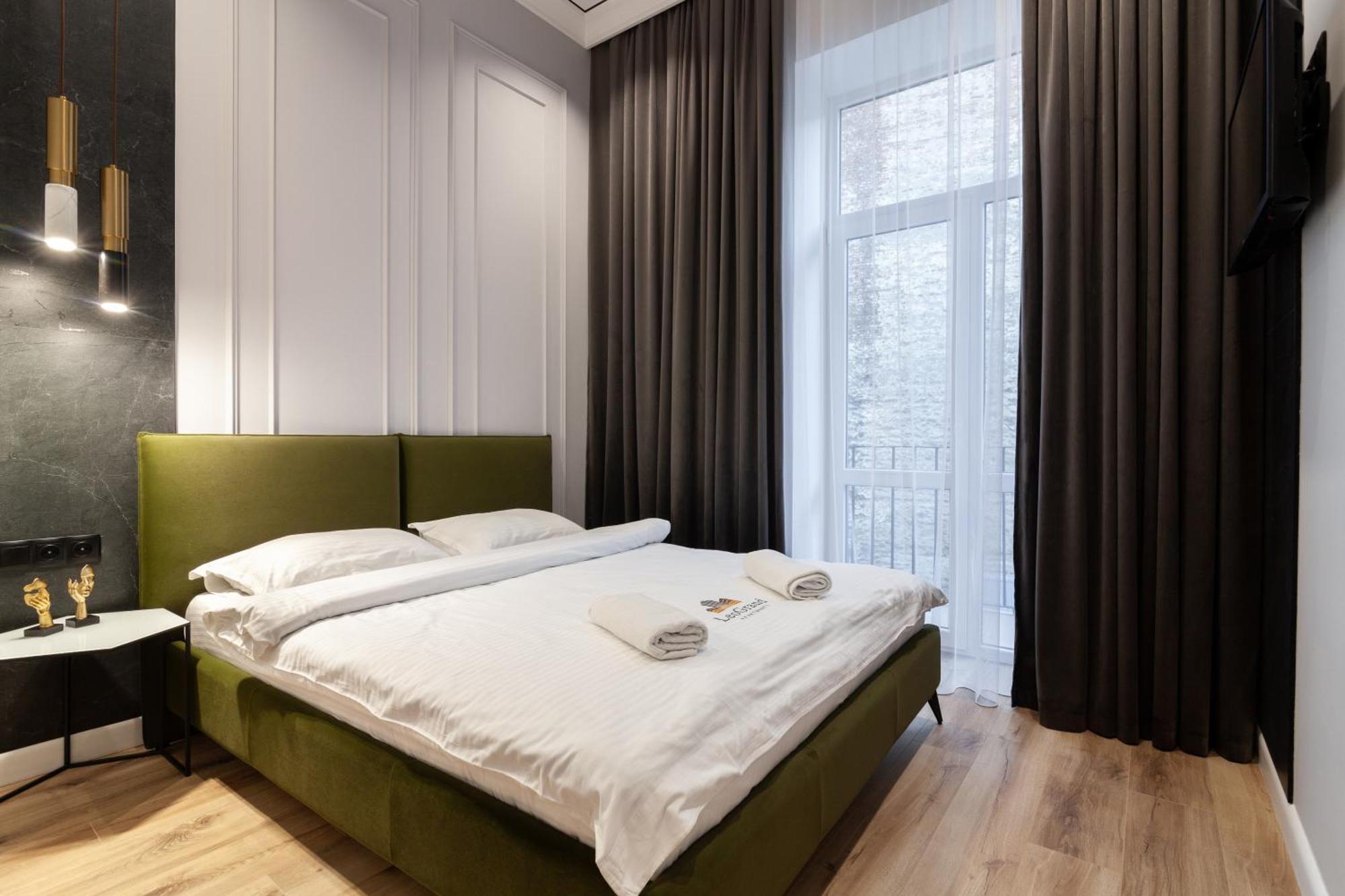 Leogrand Apartments On Franka 35 Leopoli Esterno foto