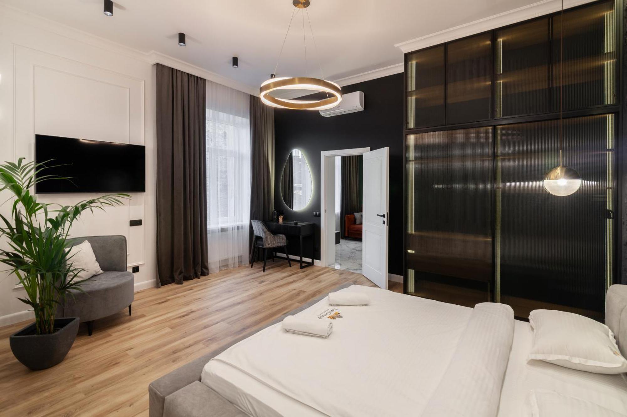 Leogrand Apartments On Franka 35 Leopoli Esterno foto